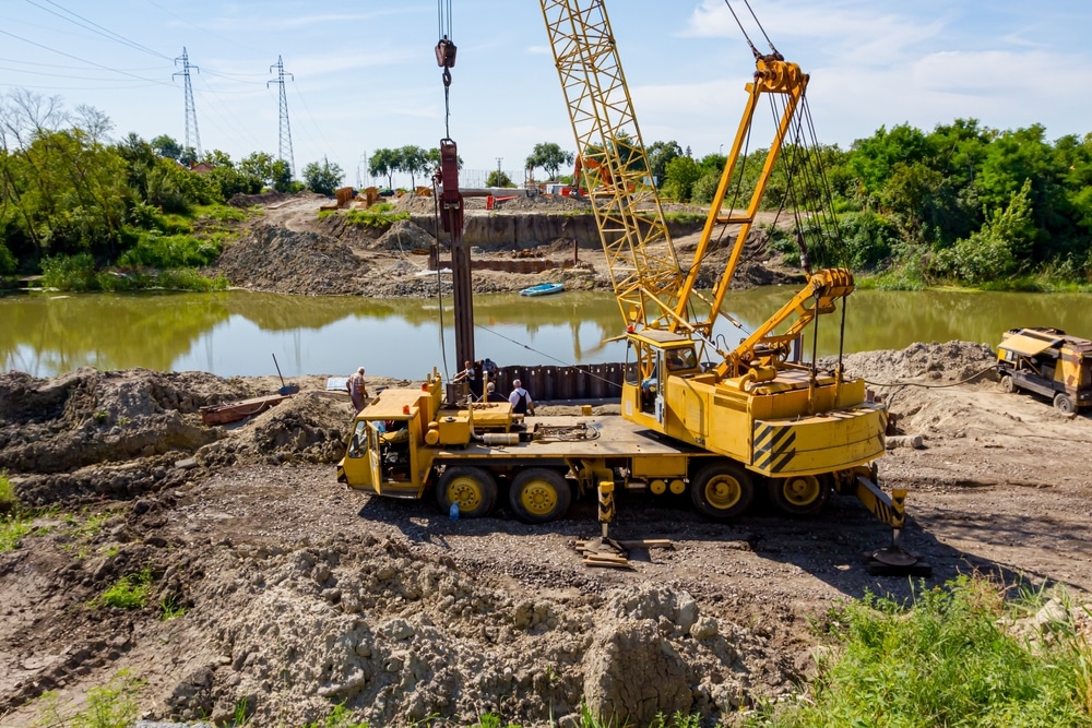 mobile crane